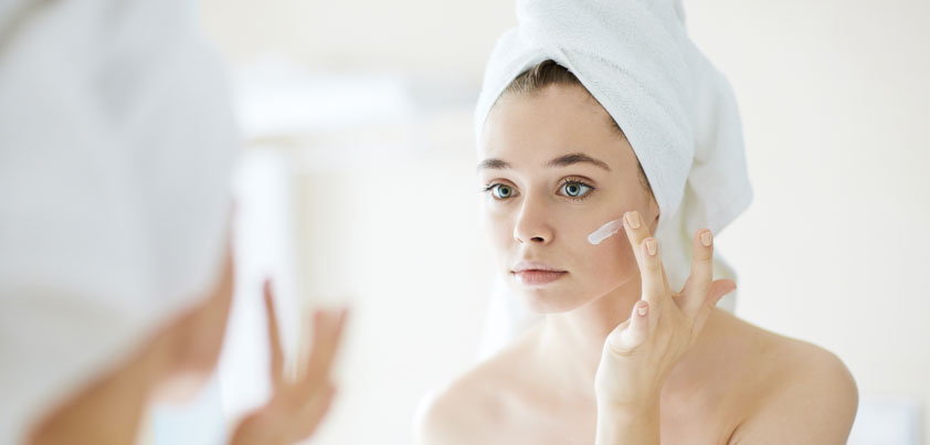 Gama de cremas faciales naturales con AOVE 5 Elementos