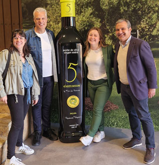 El prestigioso chef francés Eric Ripert visita Finca La Pontezuela